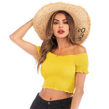 Laden Sie das Bild in den Galerie-Viewer, 1 Sommer Flare Hülse Frauen Slash Neck Top Kurzarm Strick Rüschen T-Shirt Off-schulter Sexy 2020 Frauen Elegante T-shirt - Goforvibes