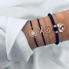 Laden Sie das Bild in den Galerie-Viewer, GFV - Boho Tassel Bracelets - Goforvibes